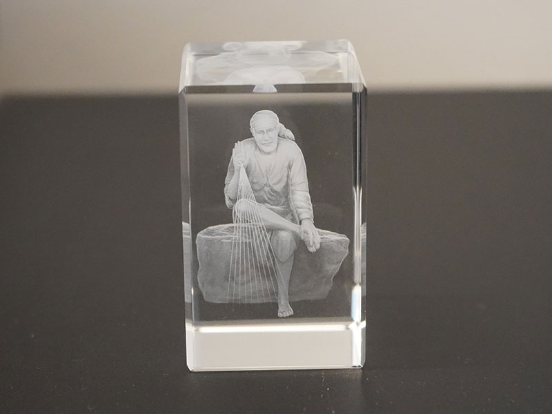 3Dクリスタル 直方体80x50